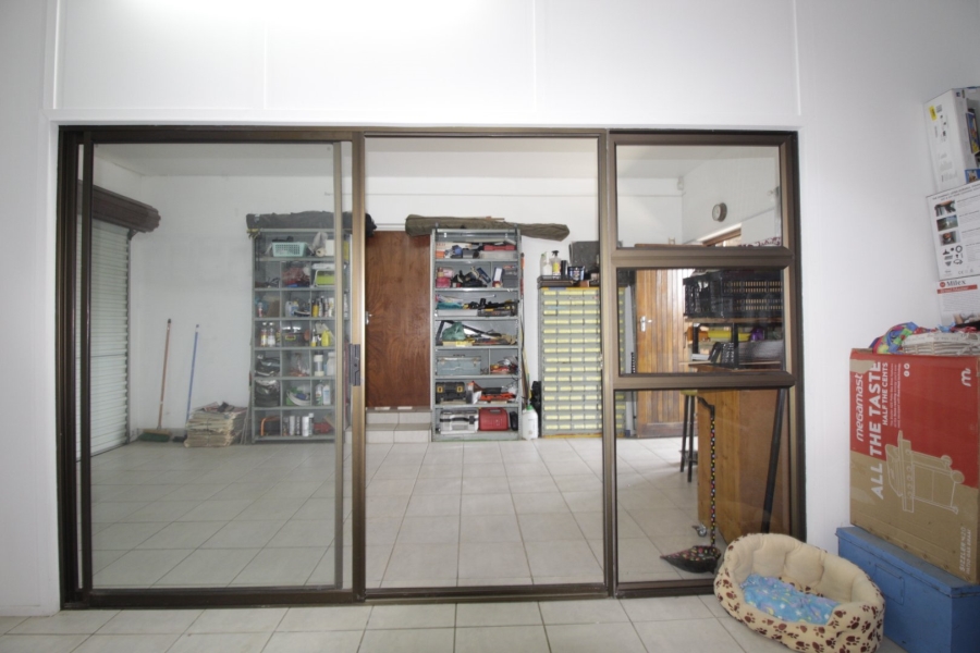  Bedroom Property for Sale in C Place Eastern Cape